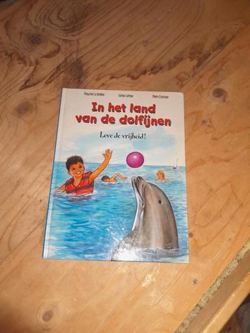 In het land van de dolfijnen - Kinderboek beschikbaar voor biedingen