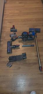 Dyson V8 Stofzuiger met veel accessoires, Ophalen of Verzenden