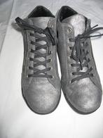 Feyn Leren Sneakers Maat 39 Sprankelend Zilver Grijs, Feyn, Nieuw, Ophalen of Verzenden, Sneakers of Gympen