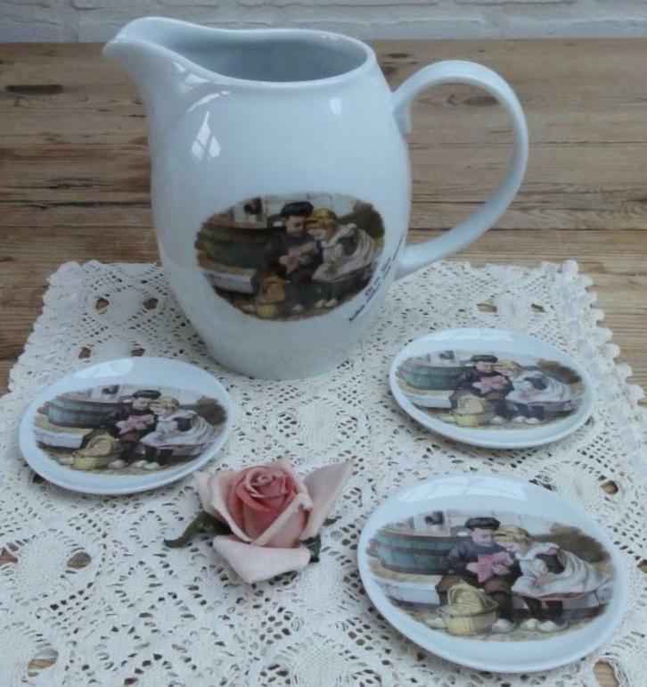 Porseleinen Ot en Sien melkkan, 3 kopjes en nog 2 thee tips, Huis en Inrichting, Keuken | Servies, Zo goed als nieuw, Overige typen