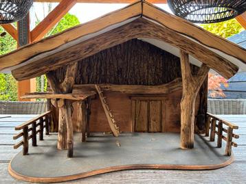 Grote Kerststal met Kerstgroep. Bekijk foto’s voor  details. beschikbaar voor biedingen