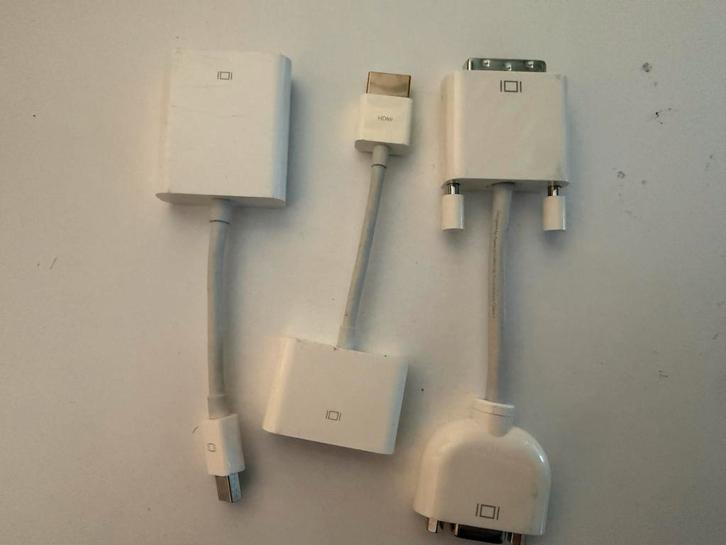 Apple Adapter Kabel Set - DVI, HDMI, Mini DVI naar VGA, Audio, Tv en Foto, Televisie-accessoires, Gebruikt, Ophalen