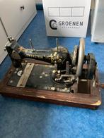 Antieke Lewenstein Naaimachine, Ophalen