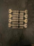 4 identieke Dom Plura SKG2 dubbele cilindersloten, Doe-het-zelf en Verbouw, Hang- en Sluitwerk, Ophalen of Verzenden, Rvs, Slot