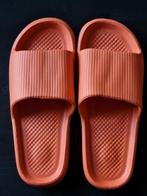 Slippers (maat 40-41, oranje), Ophalen of Verzenden, Nieuw, Oranje, Slippers
