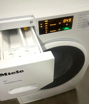 In nieuwstaat A+++ Miele 8kg wasmachine met QuickPowerWash beschikbaar voor biedingen