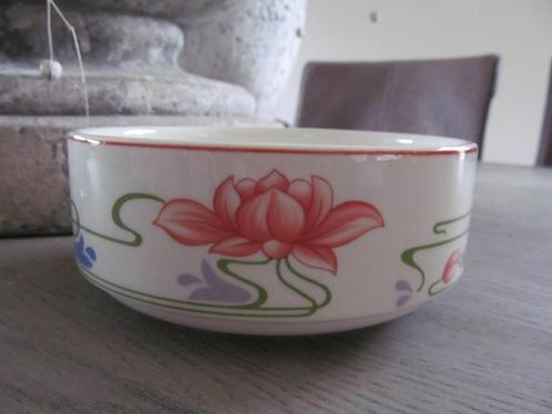 Villeroy & Boch Florida Schaaltje, Huis en Inrichting, Keuken | Servies, Zo goed als nieuw, Schaal of Schalen, Overige stijlen