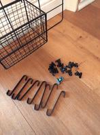 Metalen Wandrek met Manden, Huis en Inrichting, Ophalen of Verzenden, Zo goed als nieuw