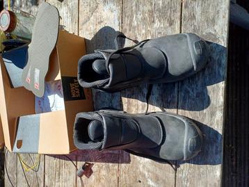 Werkschoenen maat 44 beschikbaar voor biedingen