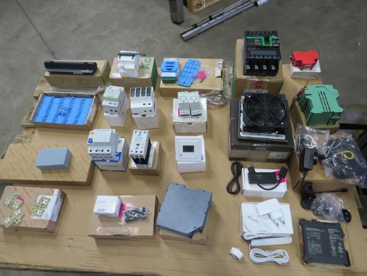 elektronica componenten siemens sick weidmuller wago hager, Hobby en Vrije tijd, Elektronica-componenten, Nieuw, Ophalen of Verzenden