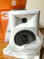 JBL LSR305-WH Limited White Edition, Audio, Tv en Foto, Luidsprekers, Ophalen of Verzenden, Zo goed als nieuw, Front, Rear of Stereo speakers