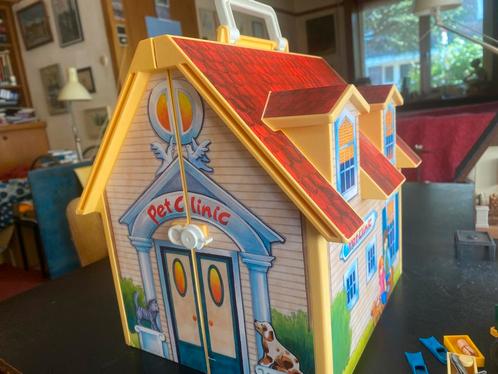 Pet clinic dieren ziekenhuis koffer  playmobil dierenarts, Kinderen en Baby's, Speelgoed | Playmobil, Ophalen of Verzenden