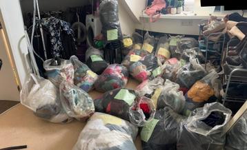 Diverse kleding maat 38 beschikbaar voor biedingen