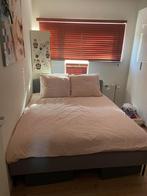 Tweepersoonsbed, inclusief matras, Huis en Inrichting, Slaapkamer | Bedden, 160 cm, Grijs, Stof, Zo goed als nieuw