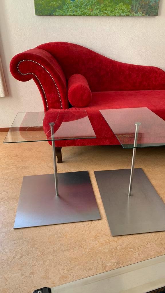 2 design glazen bijzettafels met rvs onderplaat, Huis en Inrichting, Tafels | Bijzettafels, Zo goed als nieuw, Rechthoekig, 45 tot 60 cm