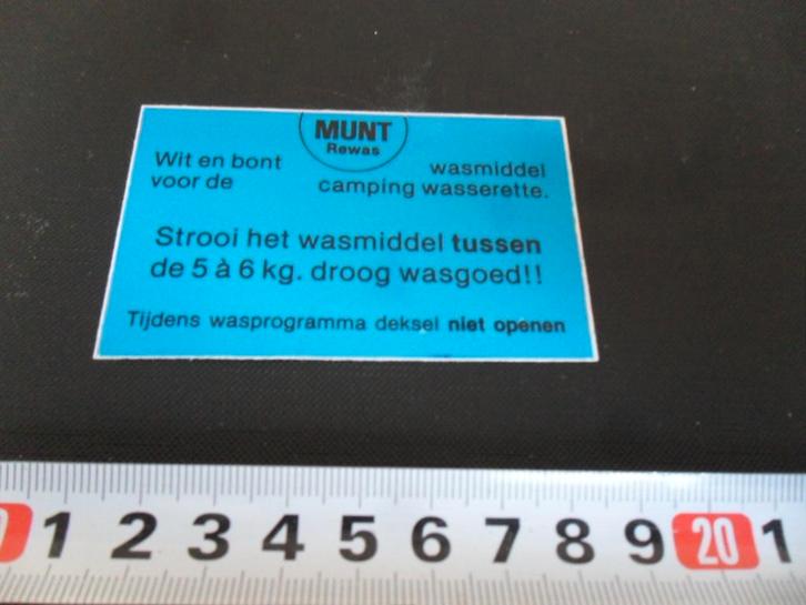 sticker munt rewas wasmiddel camping wasserette, Verzamelen, Stickers, Zo goed als nieuw, Ophalen