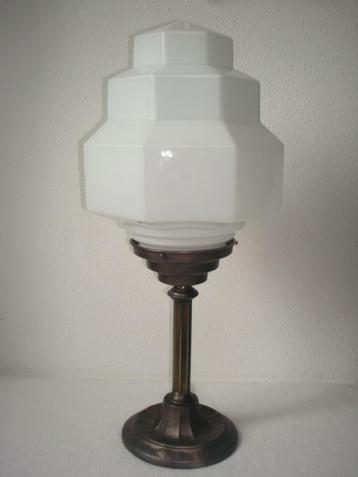 Art Deco Skyscraper Tafellamp ca.1925/1930 beschikbaar voor biedingen