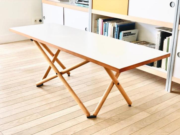Vintage salontafel/bank "Broomstick" , Vico Magistretti, Huis en Inrichting, Tafels | Salontafels, Gebruikt, Minder dan 50 cm