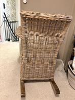 Rieten Schommelstoel - Comfortabel & Stijlvol, Huis en Inrichting, Stoelen, Ophalen, Gebruikt, Bruin, Riet of Rotan