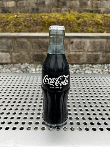 Vintage Bopping Coca Cola bottle uit de 90s beschikbaar voor biedingen