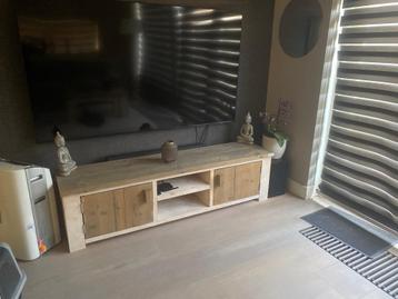 Tv kast robuust 