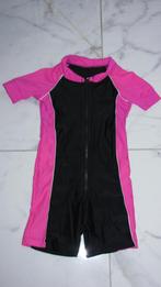 116 UV badpak zonnewerend roze zwart, Meisje, Ophalen of Verzenden, Sport- of Zwemkleding, Zo goed als nieuw