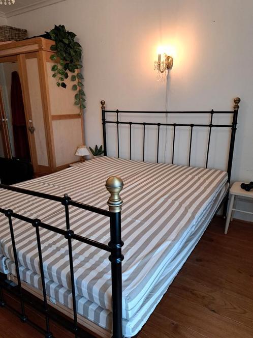 Zwart bed incl verstelbare lattenbodems en matrassen, Huis en Inrichting, Slaapkamer | Bedden, Gebruikt, Tweepersoons, 160 cm