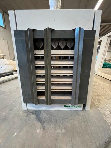 Industriële Gasheater Universum LowNOx + Thermagas beschikbaar voor biedingen