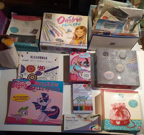 Crea spullen voor kinderen. Een big shopper vol., Hobby en Vrije tijd, Knutselen, Zo goed als nieuw, Ophalen