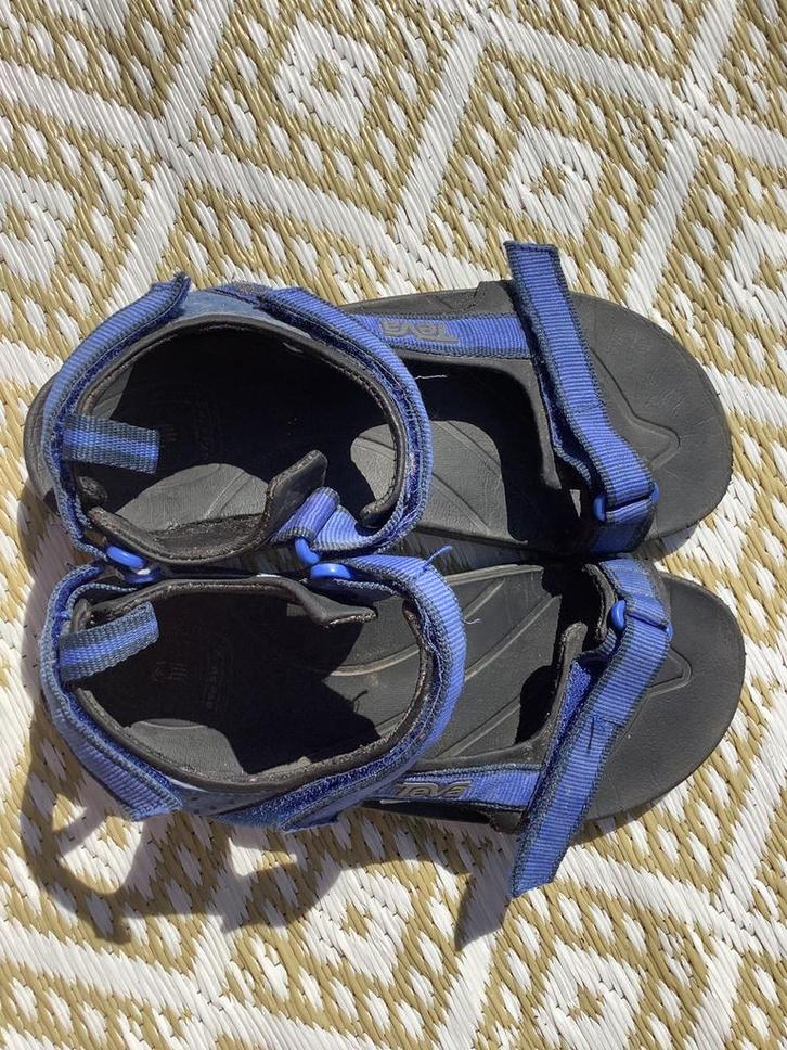 Teva’s (jeugd)sandalen mt 37 blauw, Sport en Fitness, Bergsport en Wandelen, Zo goed als nieuw, Schoenen, Ophalen of Verzenden