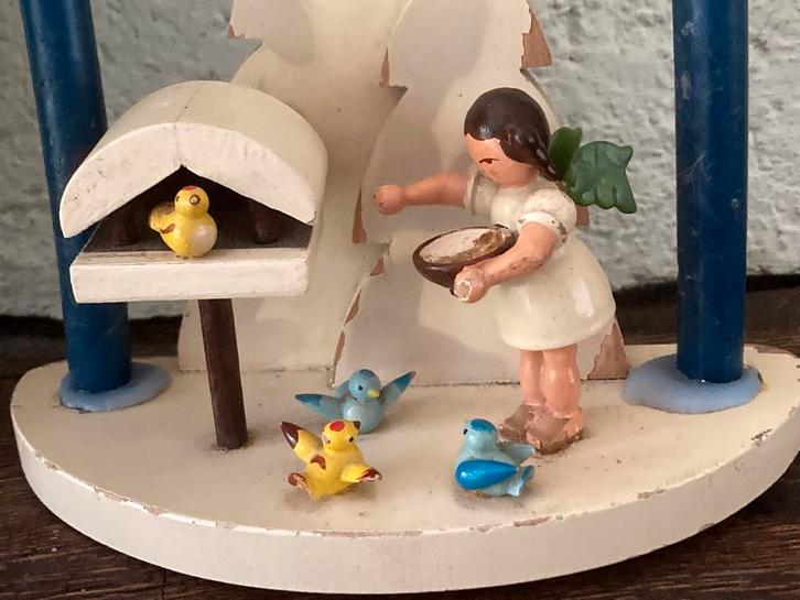 🌿 Pop,”VINTAGE KERSTPOPJE TUSSEN VOGELTJES”🌿40/50 jr, Antiek en Kunst, Antiek | Speelgoed, Verzenden