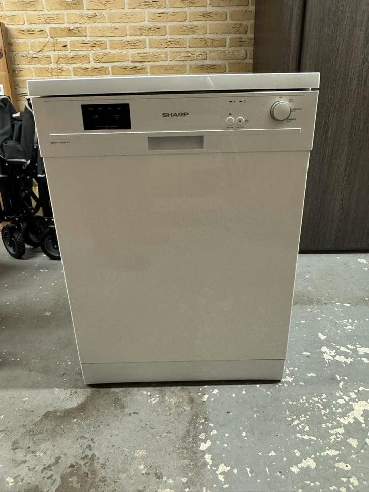 SHARP Vaatwasser - Goed werkend, Witgoed en Apparatuur, Vaatwasmachines, Gebruikt, Vrijstaand, 85 tot 90 cm, 60 cm of meer, 10 tot 14 liter