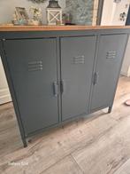 Stoere metalen dressoir kast - grijs, Ophalen, Gebruikt, 25 tot 50 cm