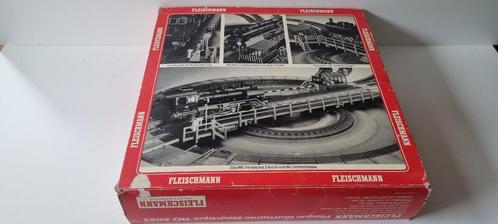 Fleischmann	6052 Draaischijf OVP met loodsen, Hobby en Vrije tijd, Modeltreinen | H0, Gebruikt, Overige typen, Gelijkstroom, Fleischmann