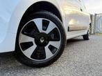 Renault Twingo 1.0 SCe Collection NL-auto, bluetooth, Auto's, Gebruikt, 840 kg, 4 stoelen, Wit