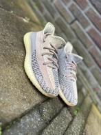 Yeezys maat 37, Kleding | Heren, Schoenen, Ophalen of Verzenden, Zo goed als nieuw, Zwart