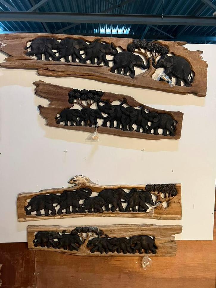 XL Paneel met 5 Olifanten - Hand Gesneden, Antiek en Kunst, Kunst | Beelden en Houtsnijwerken, Ophalen of Verzenden