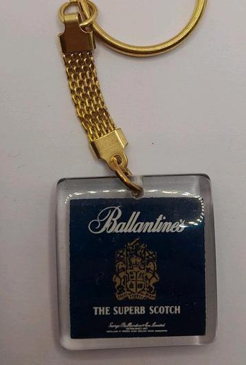 Oude Ballantines sleutelhanger whisky  beschikbaar voor biedingen