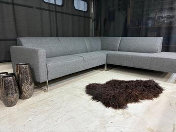 Artifort Mare Hoekbank als nieuw! beschikbaar voor biedingen