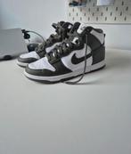 Nike Dunk High Retro Legergroen - Maat 40.5 - ZGAN, Kleding | Heren, Schoenen, Overige kleuren, Ophalen of Verzenden, Sneakers of Gympen
