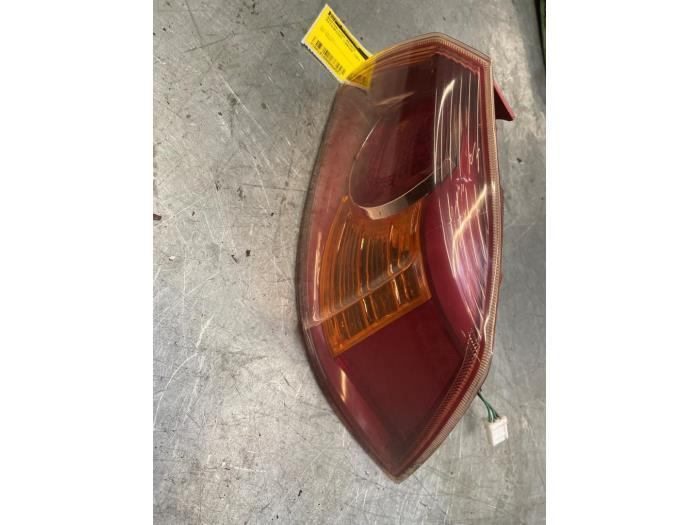 Achterlicht rechts van een Mitsubishi Lancer, Auto-onderdelen, Verlichting, Mitsubishi, Gebruikt, 3 maanden garantie, Ophalen of Verzenden