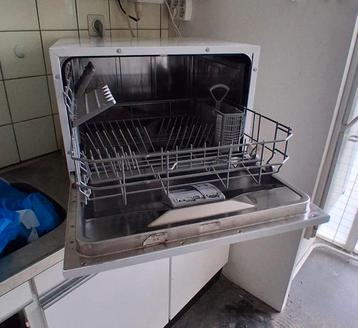 Mini Bosch vaatwasser  beschikbaar voor biedingen