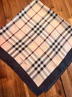 Burberry Sjaal - Klassiek Design, Ophalen of Verzenden, Zo goed als nieuw