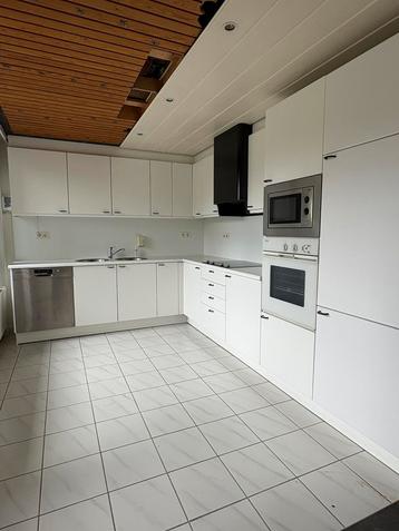 Miele keuken inclusief apparatuur beschikbaar voor biedingen
