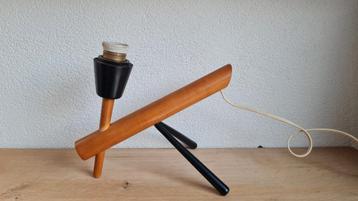 Retro vintage lamp beschikbaar voor biedingen