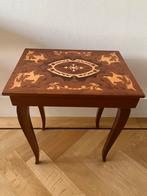 Italiaans bijzettafeltje- sieradentafel - muziekdoos, Ophalen, Rond, Minder dan 55 cm, Minder dan 45 cm
