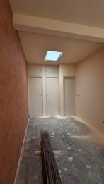 Latex Spuiten – muren en plafonds, Diensten en Vakmensen, Schilders en Behangers, Kleuradvies, Behangen