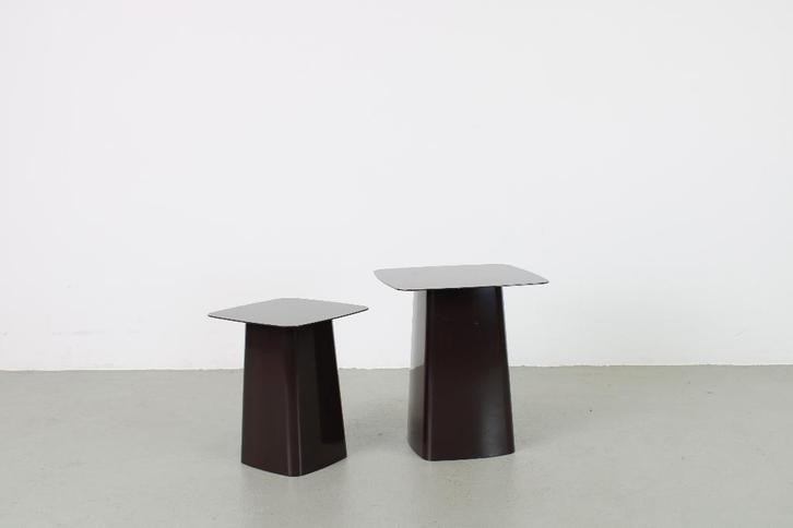 Set Vitra Metal Side Tables, Chocolade bruin, Huis en Inrichting, Tafels | Bijzettafels, Gebruikt, Vierkant, Minder dan 45 cm
