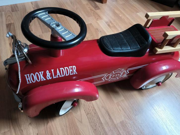 Hook & Ladder loopauto brandweer, Kinderen en Baby's, Speelgoed | Buiten | Voertuigen en Loopfietsen, Zo goed als nieuw, Ophalen