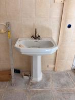 Kraan met Wastafel en Poot, Doe-het-zelf en Verbouw, Sanitair, Ophalen, Gebruikt, Koper, Wastafel